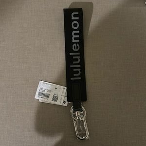 NWT Never Lost Keychain Lululemon